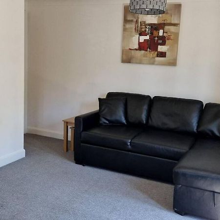 Greenhithe Cosy Apartment, Netflix And Sport Channels Eksteriør billede